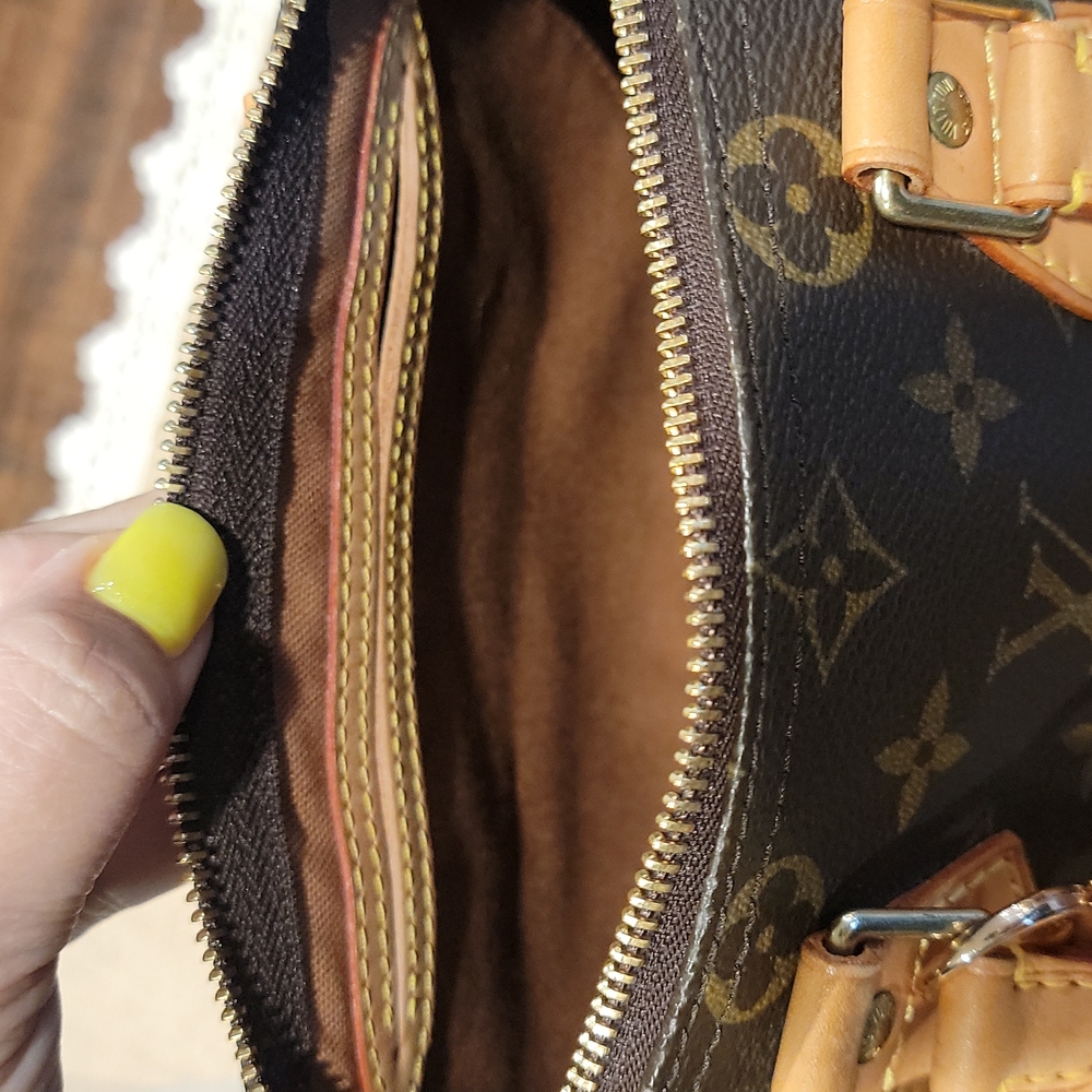 🎉SOLD🎉 LIKE NEW Authentic Louis Vuitton Speedy 25 - Picture 11 of 12